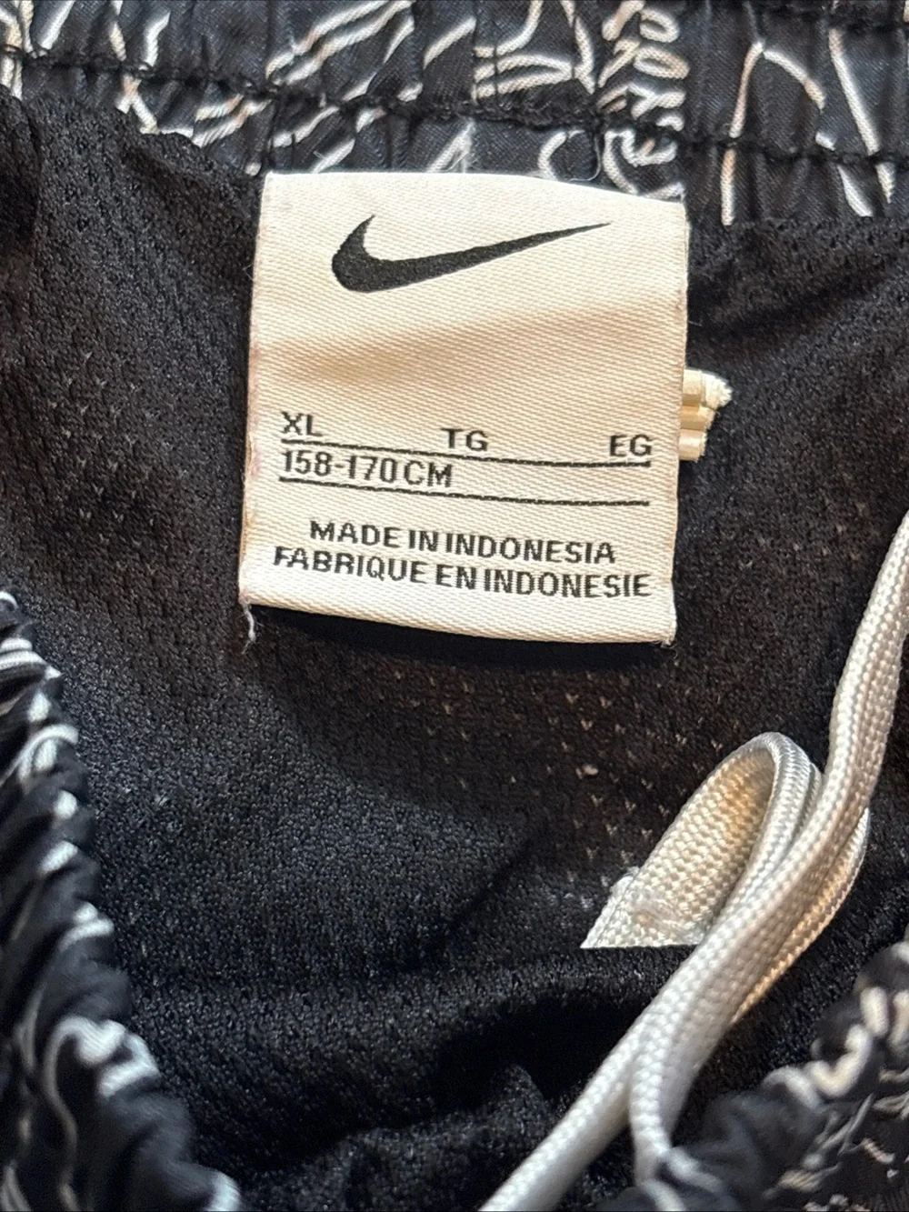 Nike Volley Swim Shorts Boys XL Air Force Black Lined Trunks EUC